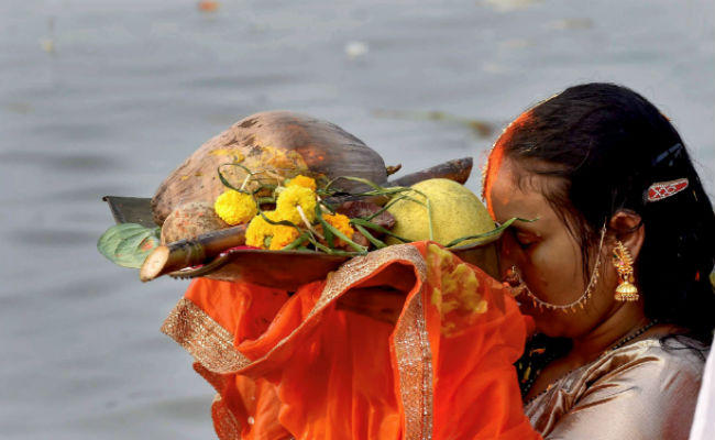 Chhath Puja ends with Arghya to the rising sun | The Bihar News